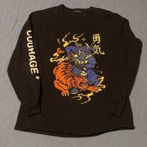 PrettyLittleThing Women’s Black Graphic Shirt Size Small – Courage Tiger Warrior